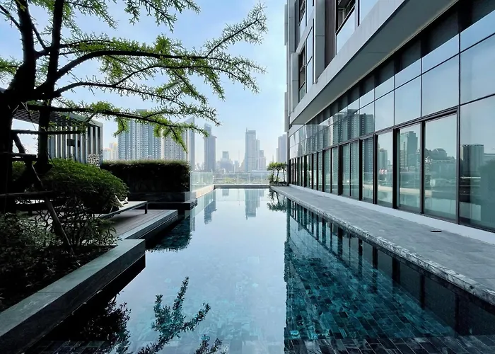 400m To Mrt L Workspace L Pool And Sauna 曼谷